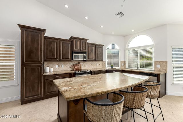 9459 E ROSEMONTE Drive, Scottsdale, AZ 85255