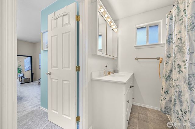 8190 Skagit Way, Blaine, WA 98230