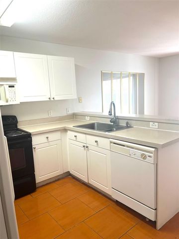 332 CERVANTES DRIVE, Kissimmee, FL 34743