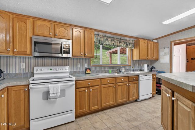 25534 Whitaker Hollow Road, Abingdon, VA 24211