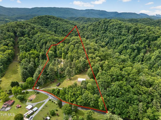 25534 Whitaker Hollow Road, Abingdon, VA 24211