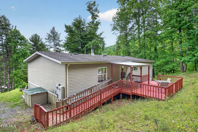 25534 Whitaker Hollow Road, Abingdon, VA 24211