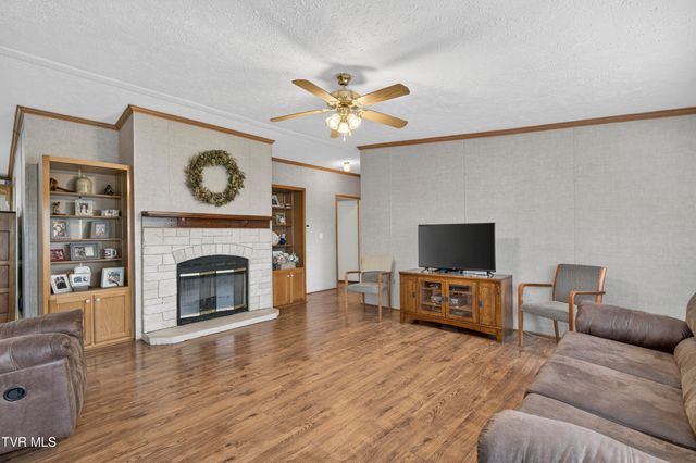 25534 Whitaker Hollow Road, Abingdon, VA 24211