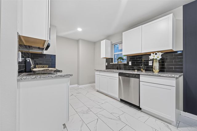 16330 Green Shade Drive, Houston, TX 77090