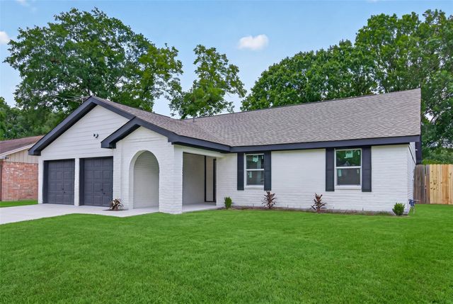 16330 Green Shade Drive, Houston, TX 77090