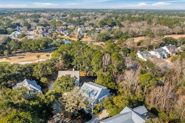 2540 Charter Oaks Drive, Mount Pleasant, SC 29466