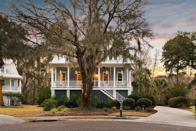 2540 Charter Oaks Drive, Mount Pleasant, SC 29466