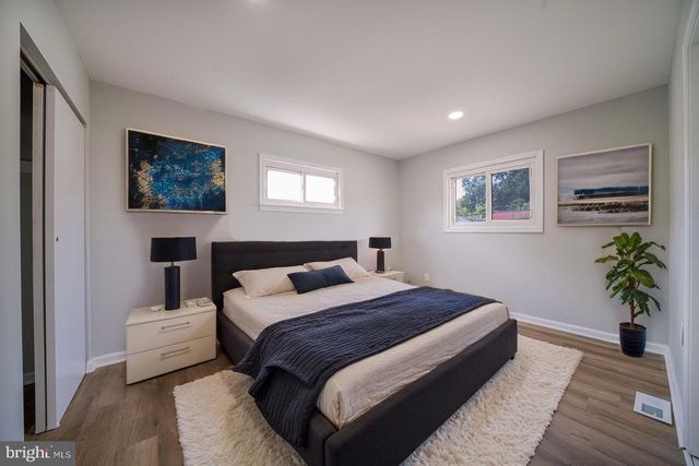 2521 SAINT CLAIR DR, Temple Hills, MD 20748