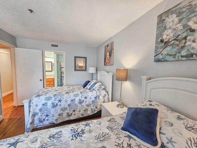 410 Melrose Pl Apt 219, Myrtle Beach, SC 29572