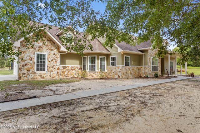 8065 Mcdonald Road, Pass Christian, MS 39571