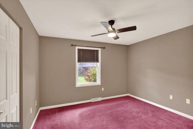 124 TREELINE DR, Newmanstown, PA 17073