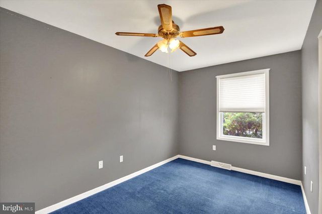 124 TREELINE DR, Newmanstown, PA 17073