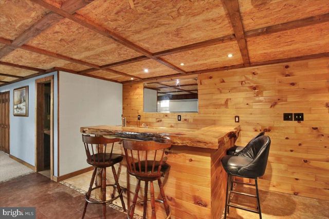 124 TREELINE DR, Newmanstown, PA 17073