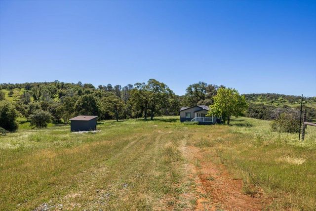 23070 Payam Pl, Grass Valley, CA 95949