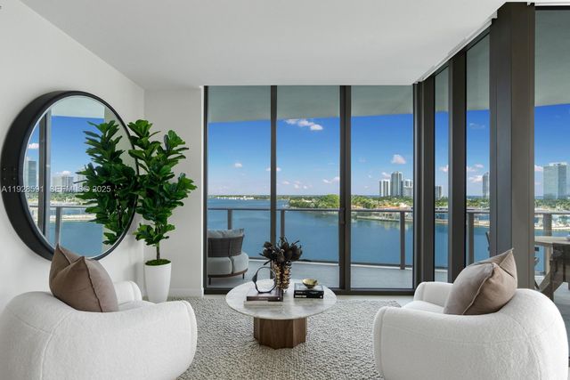 1135 103rd St PH4, Bay Harbor Islands, FL 33154