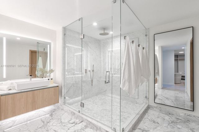 1135 103rd St PH4, Bay Harbor Islands, FL 33154