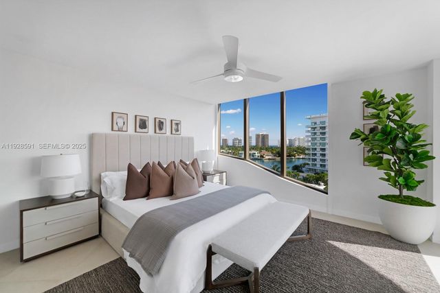 1135 103rd St PH4, Bay Harbor Islands, FL 33154