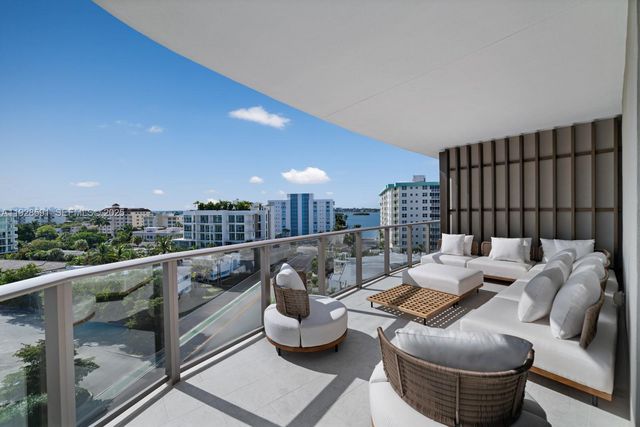 1135 103rd St PH4, Bay Harbor Islands, FL 33154