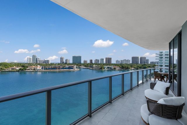 1135 103rd St PH4, Bay Harbor Islands, FL 33154