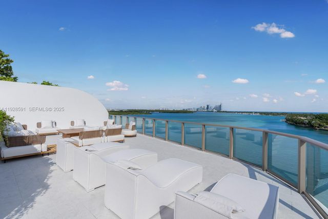 1135 103rd St PH4, Bay Harbor Islands, FL 33154