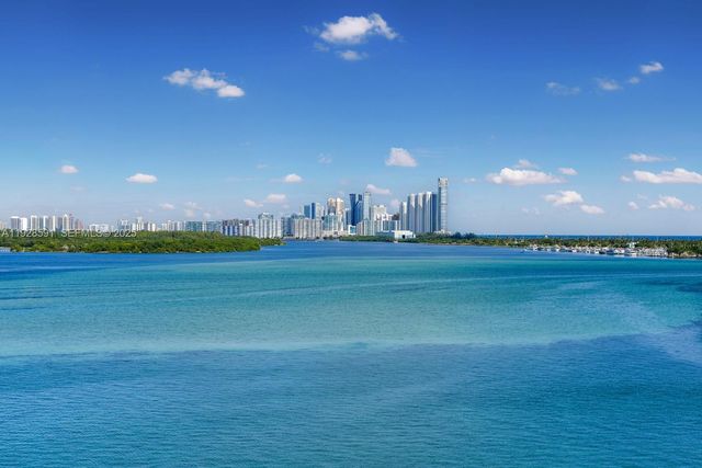 1135 103rd St PH4, Bay Harbor Islands, FL 33154