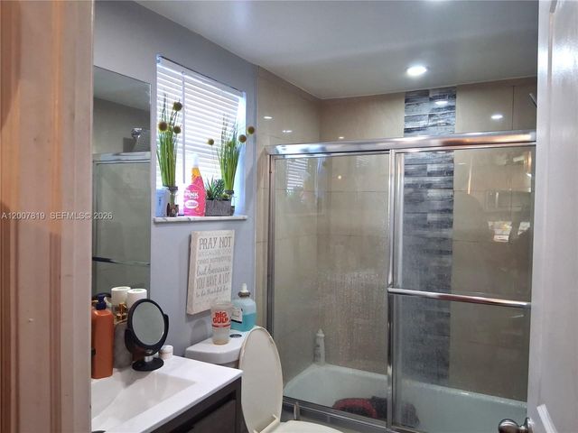 3429 SW 52nd Avenue, Pembroke Park, FL 33023