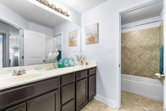 6048 Akin Song, San Antonio, TX 78261