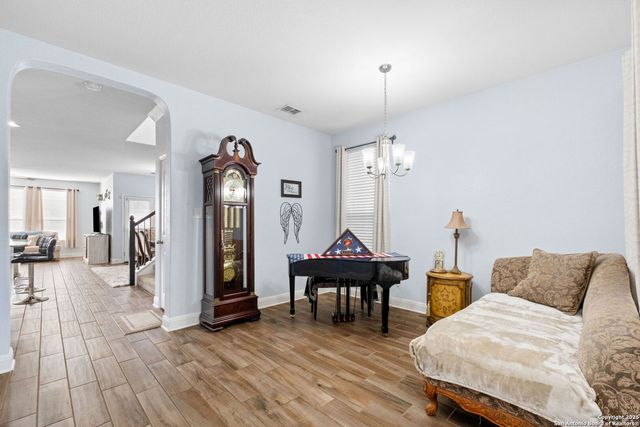 6048 Akin Song, San Antonio, TX 78261