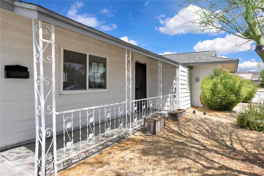 27086 Wentworth Drive, Menifee, CA 92586 — photo 4