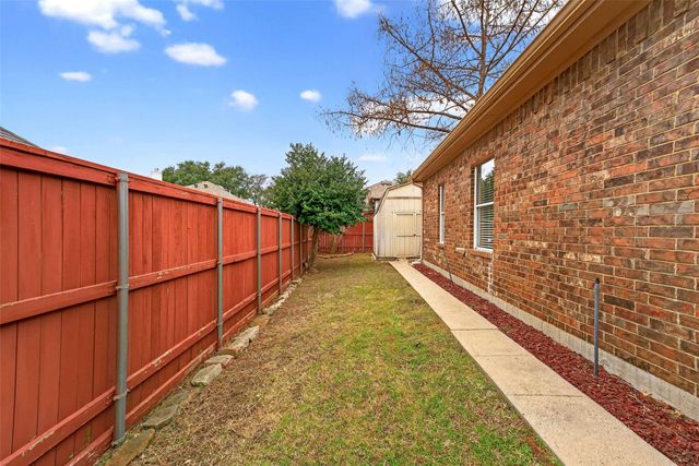 733 Pine Lakes Drive, Plano, TX 75025