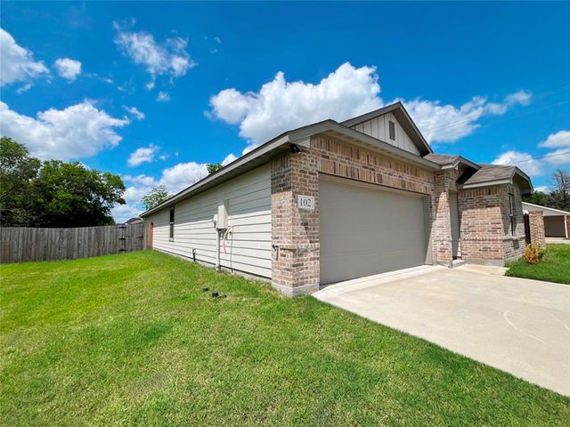 102 Doma Avenue, Greenville, TX 75402