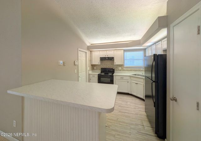10660 NORTHWYCK Drive, Jacksonville, FL 32218