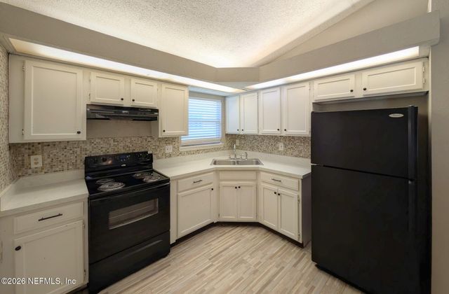 10660 NORTHWYCK Drive, Jacksonville, FL 32218