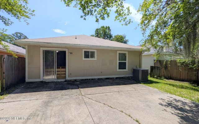 10660 NORTHWYCK Drive, Jacksonville, FL 32218