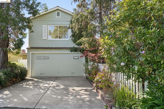 2825 Kitchener Ct, Oakland, CA 94602