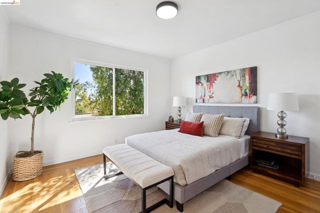 2825 Kitchener Ct, Oakland, CA 94602