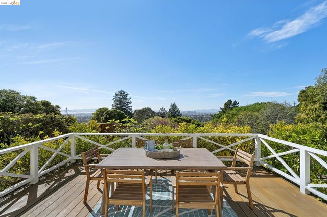 2825 Kitchener Ct, Oakland, CA 94602