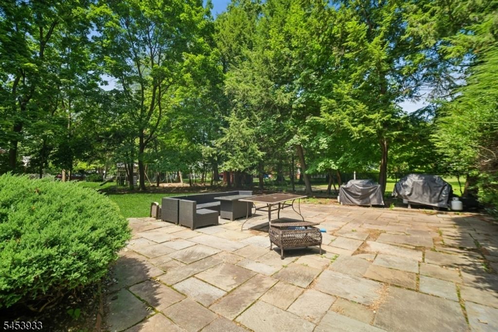 231 Exeter Way, Hillside Twp., NJ 07205 — photo 5