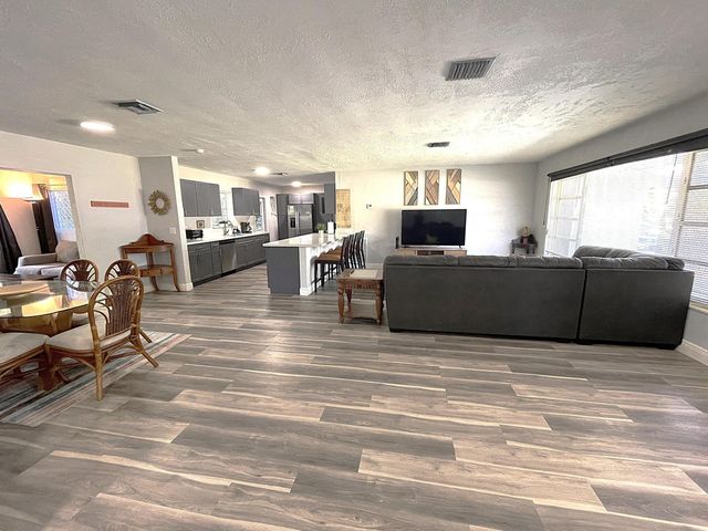 602 NW 2nd Street, Delray Beach, FL 33444