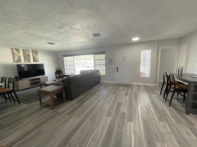 602 NW 2nd Street, Delray Beach, FL 33444