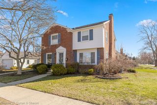 431 S Silvery Lane, Dearborn, MI 48124