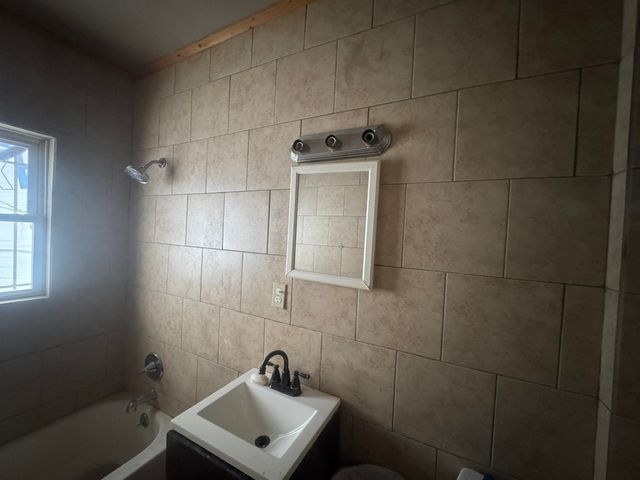 2602 Sloan Street, Flint, MI 48504