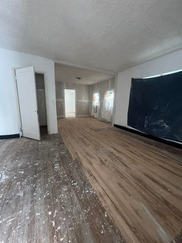 2602 Sloan Street, Flint, MI 48504