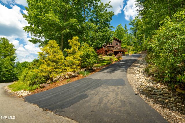 291 Bankers Bend, Mountain City, TN 37683