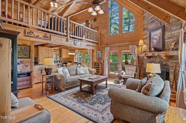 291 Bankers Bend, Mountain City, TN 37683