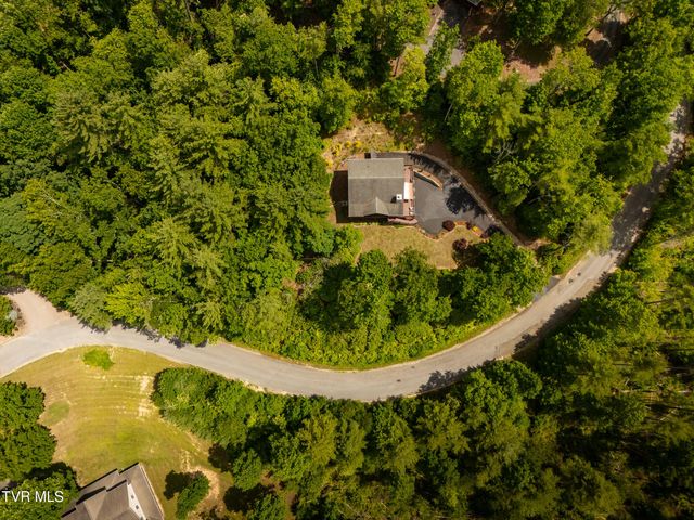 291 Bankers Bend, Mountain City, TN 37683