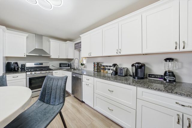 251 Westwood Drive, Park Forest, IL 60466