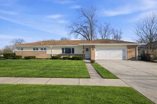 251 Westwood Drive, Park Forest, IL 60466