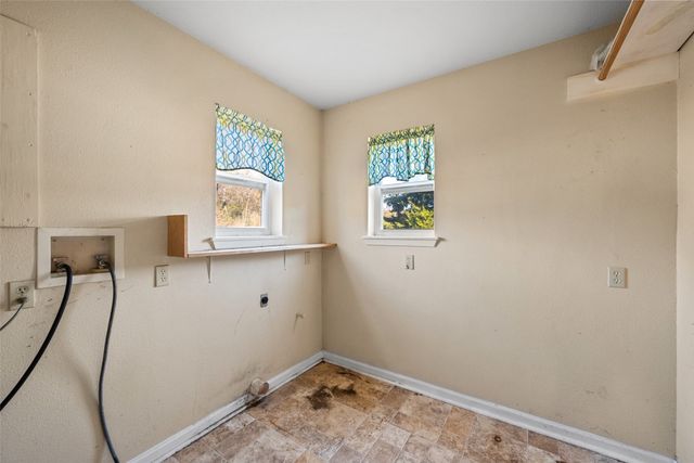 880 County Road 930, Teague, TX 75860