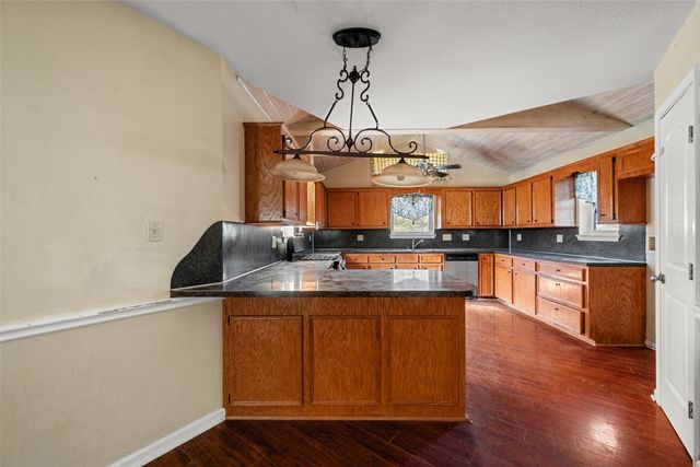 880 County Road 930, Teague, TX 75860